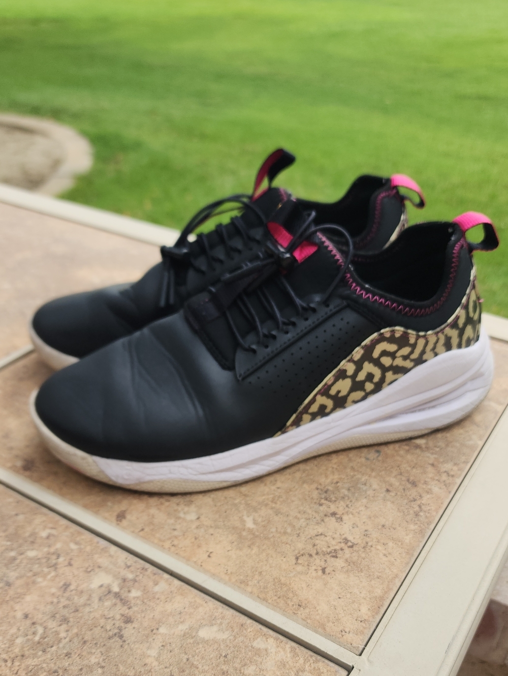 CLOVE Animal Print Sneakers.